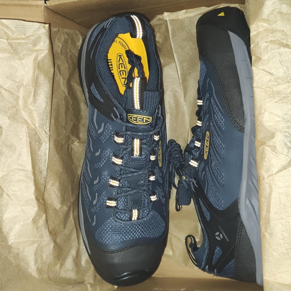 New Keen Utility Men's Flint 2 Sport Carbon Fiber Toe Safety Shoe - Picture 3 of 4